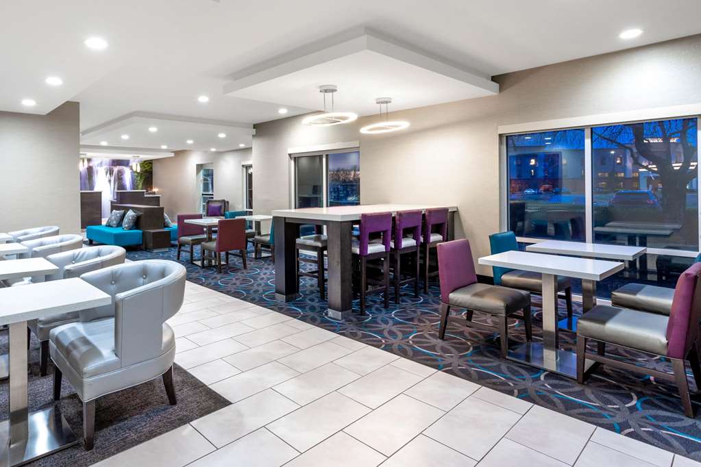 La Quinta Inn & Suites by Wyndham Hopkinsville - photo 41