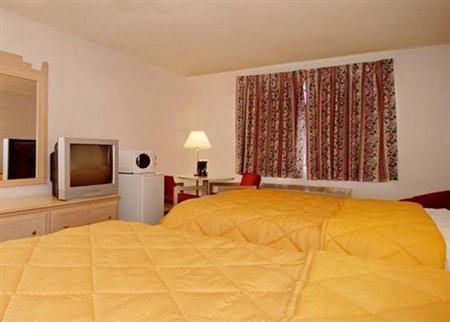 Baymont Inn & Suites Gallup - photo 2