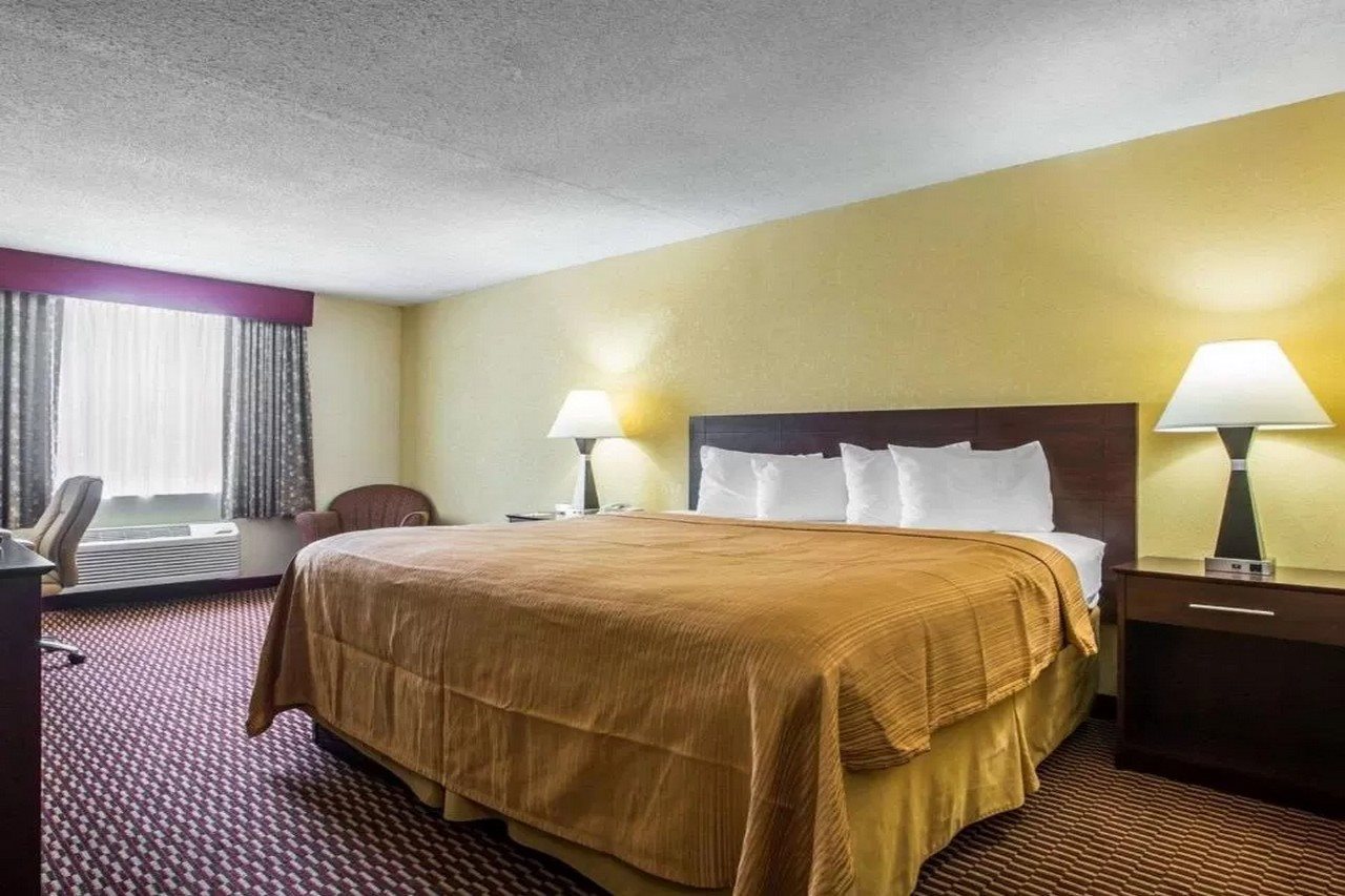 Quality Inn and Suites Kingston - photo 9