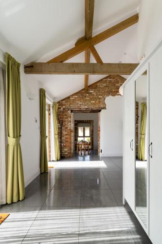 Owls Hoot at Tove Valley Cottages in Towcester, United Kingdom