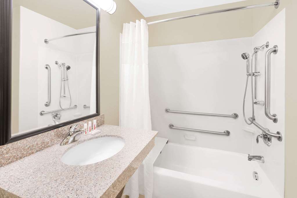 Baymont by Wyndham Snyder - photo 5