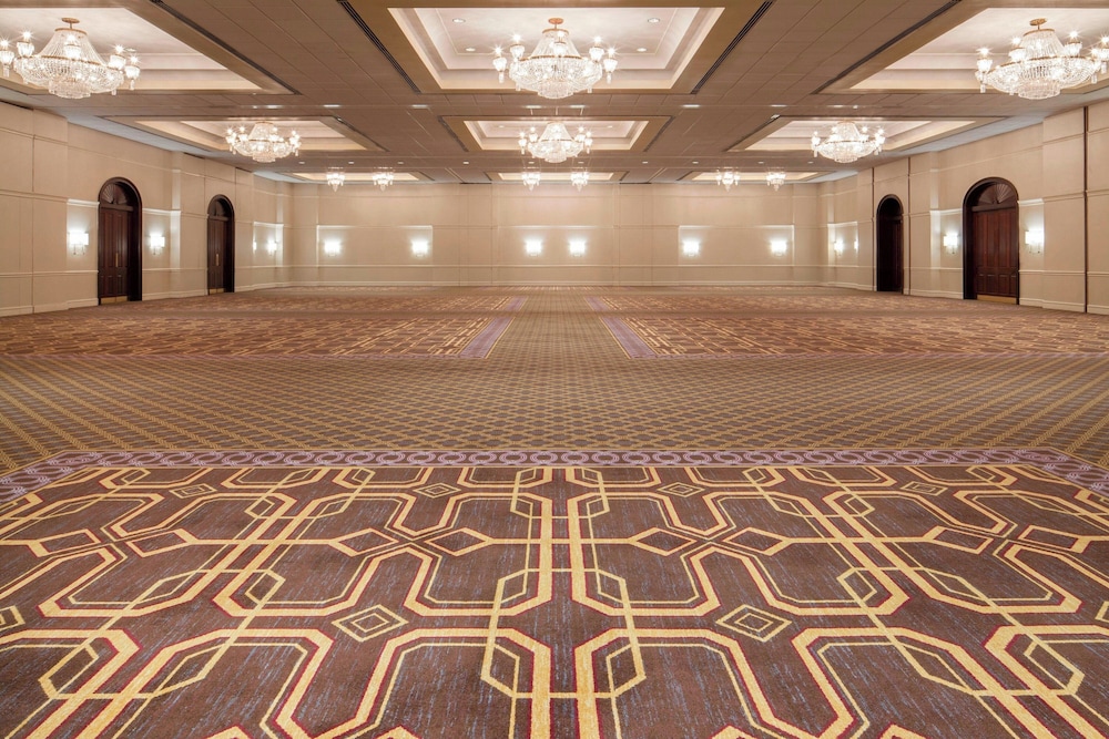 Sheraton DFW Airport Hotel - photo 44