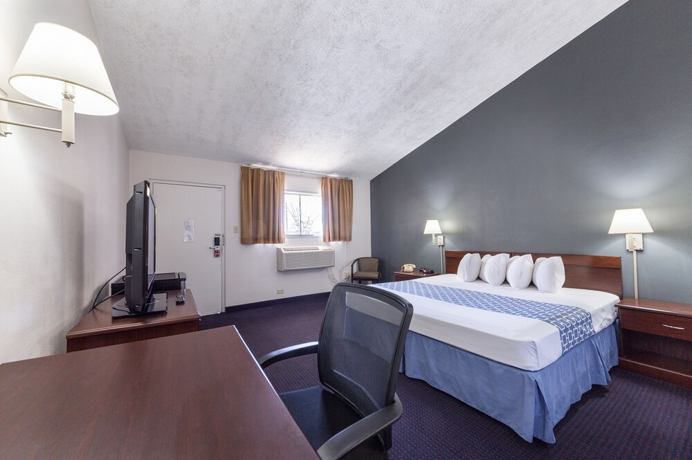 Parkview Inn and Conference Center - featured photo