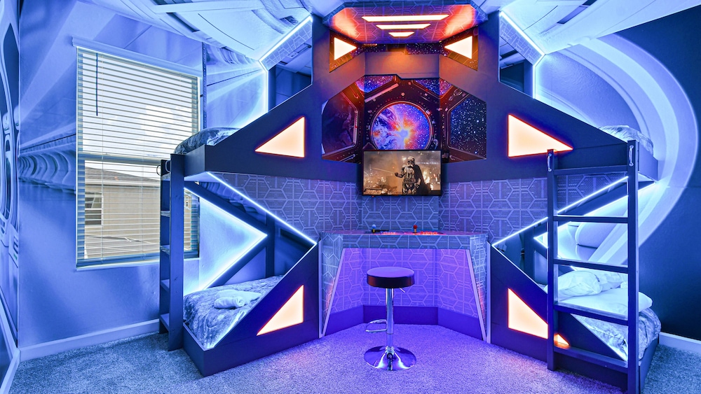 Champions Gate 6BR Private Theater Games Pool Spa - photo 7