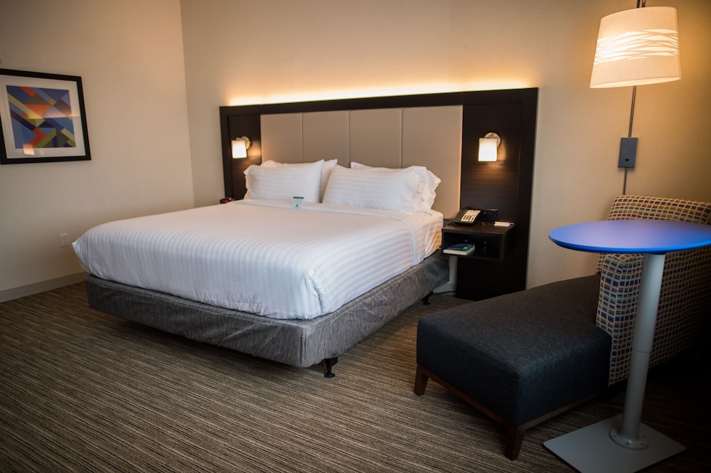 Holiday Inn Express & Suites Marietta by IHG - photo 19