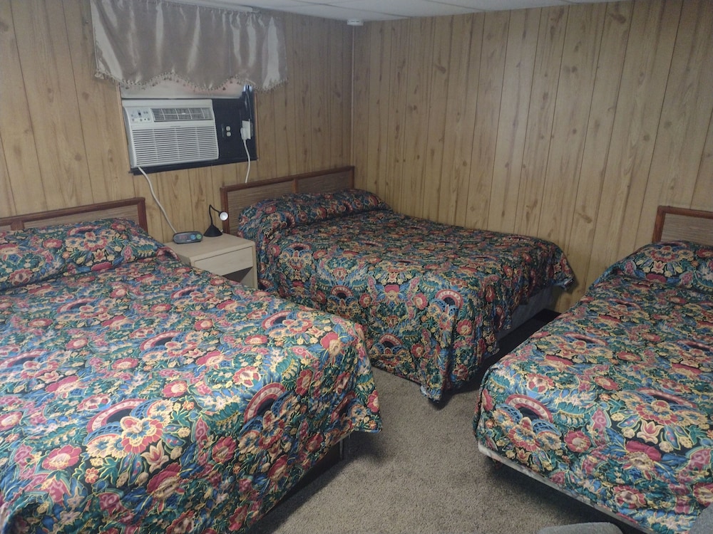 Davis Motel - photo 5