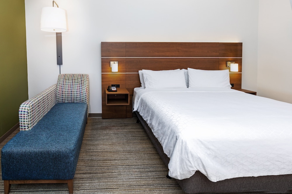 Holiday Inn Express & Suites Stafford NW Sugar Land by IHG - photo 14