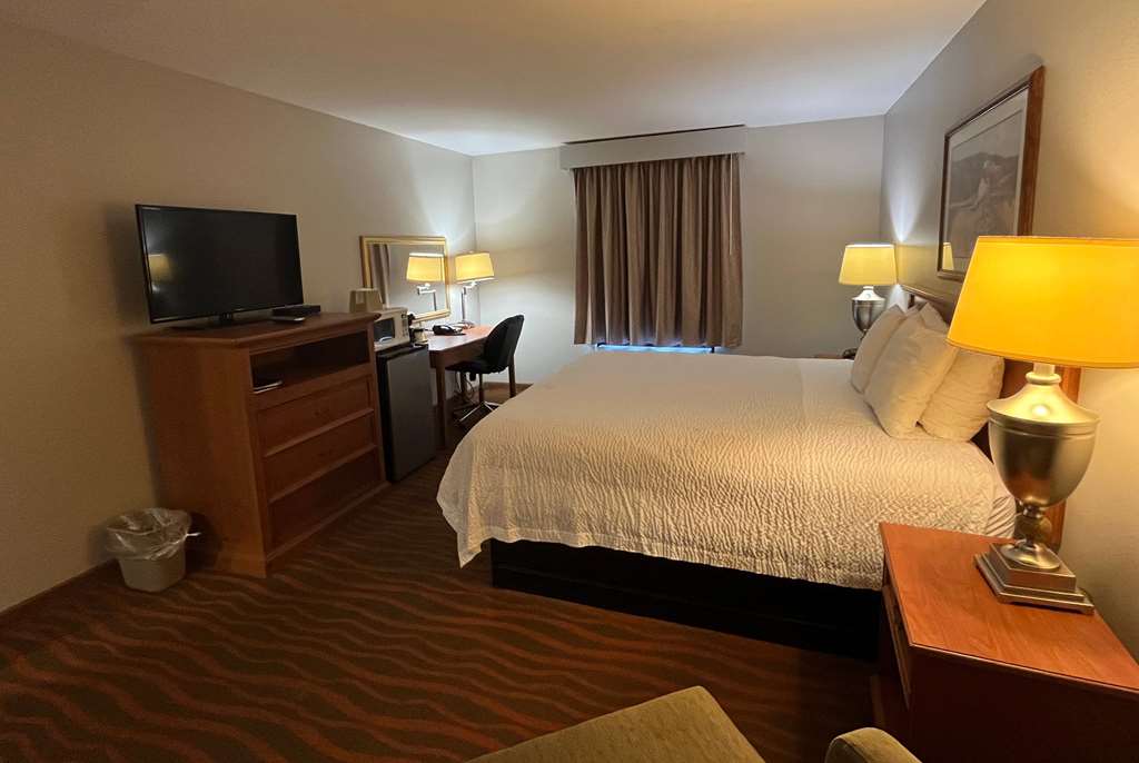 Days Inn & Suites by Wyndham Cuba - photo 24