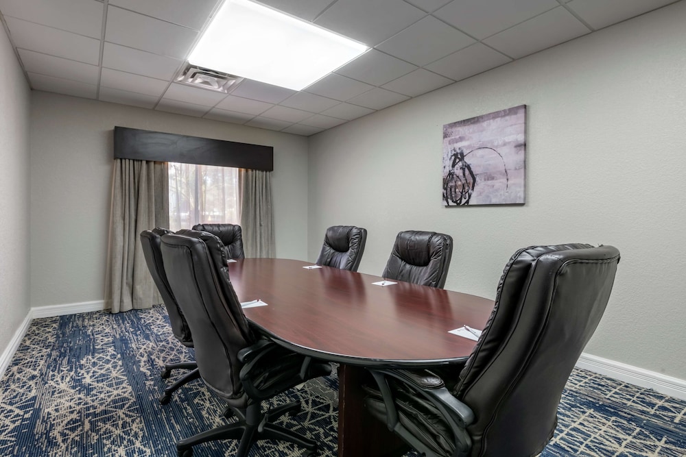 Best Western Plus Orlando East UCF Area - photo 22