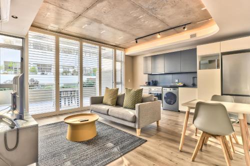 One Bedroom with Balcony and City views — 4-Star Luxury Hotel in Cape Town, South Africa