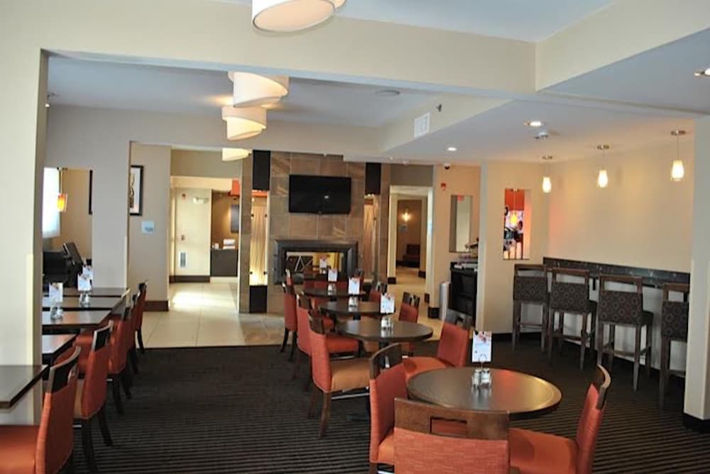 Holiday Inn Express Pittsburgh East Mall Area by IHG - photo 21