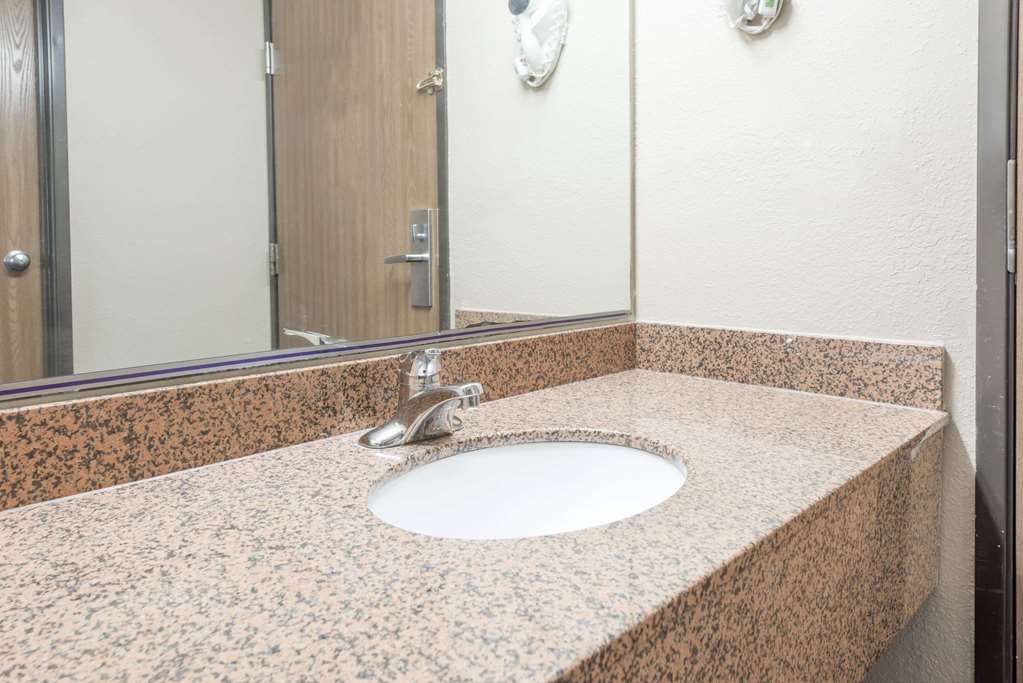 Super 8 by Wyndham O'Fallon MO St. Louis Area - photo 11