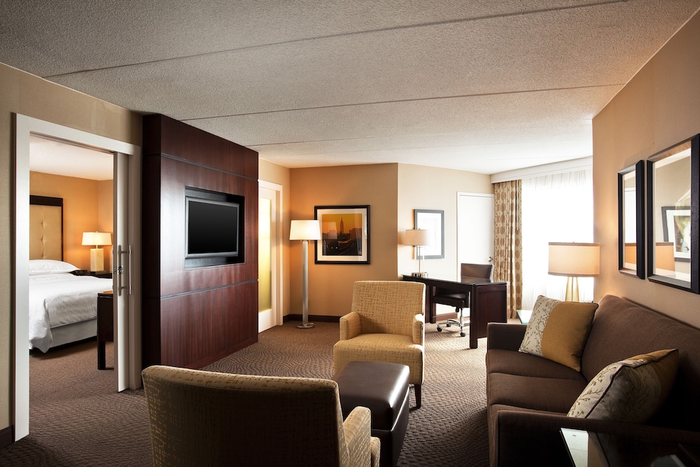 Sheraton Parsippany Hotel - photo 6