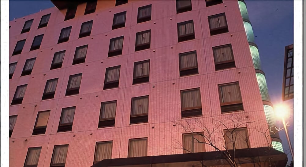 Hotel Sun Plus Yutaka in Izumisano, Japan