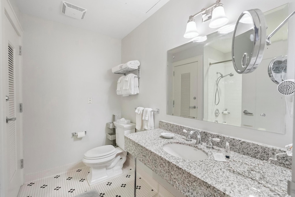 Village Suites Bay Harbor - photo 60