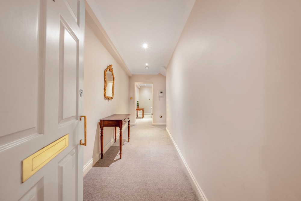 The Hertford Boutique — 4-Star Luxury Hotel in London, United Kingdom