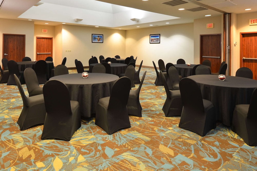 Hampton Inn Tulsa Sand Springs - photo 49