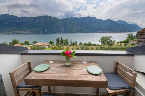 Max Apartment — 4-Star Luxury Hotel in Bellagio, Italy