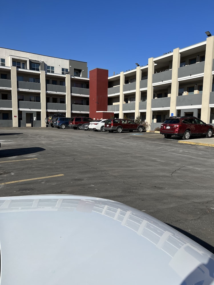 The Metropolitan Inn - photo 14