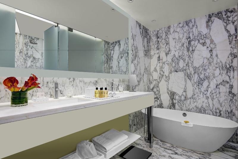 The Knickerbocker Hotel - photo 34
