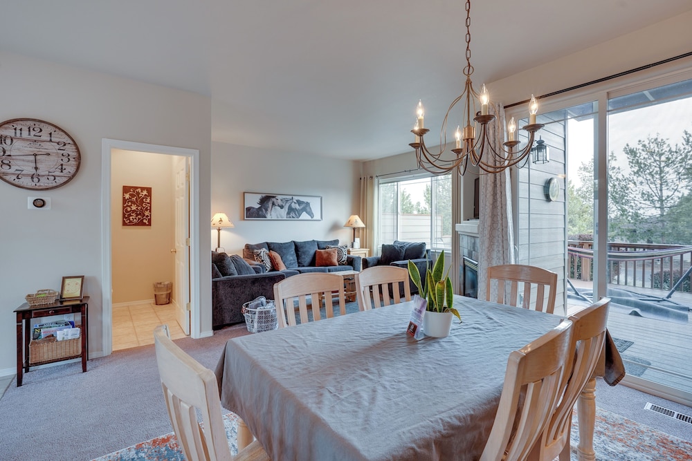 Charming Redmond Townhome w Resort Amenities - photo 5