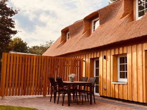 Reethaus M Sommerhaus 54 — 4-Star Luxury Hotel in Kappeln, Germany