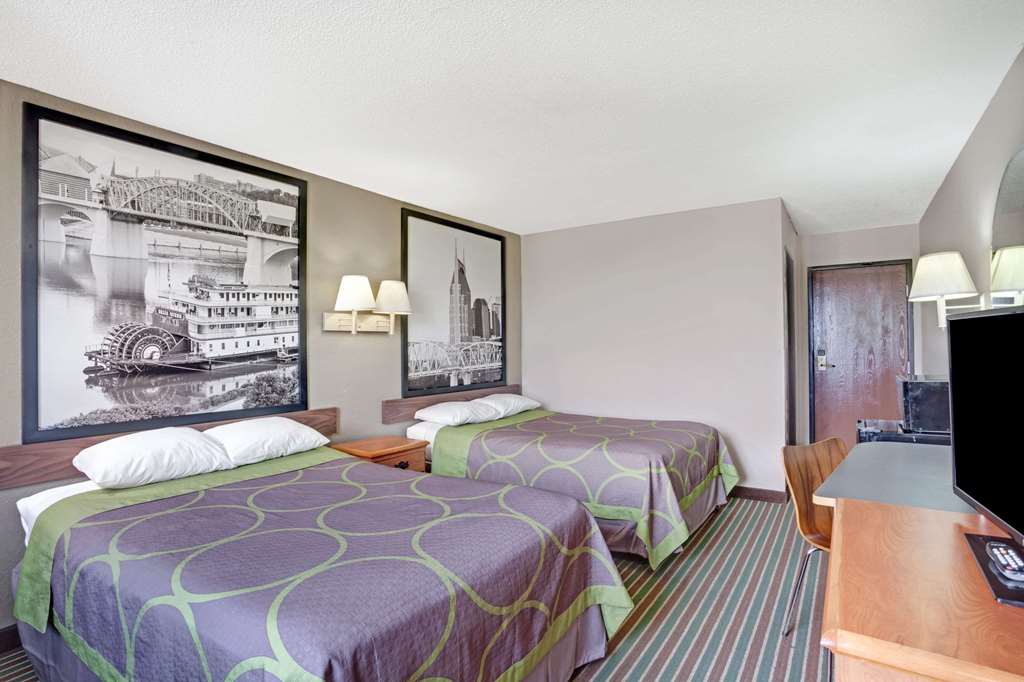 Super 8 by Wyndham Nashville Dntn Opryland Area - photo 12