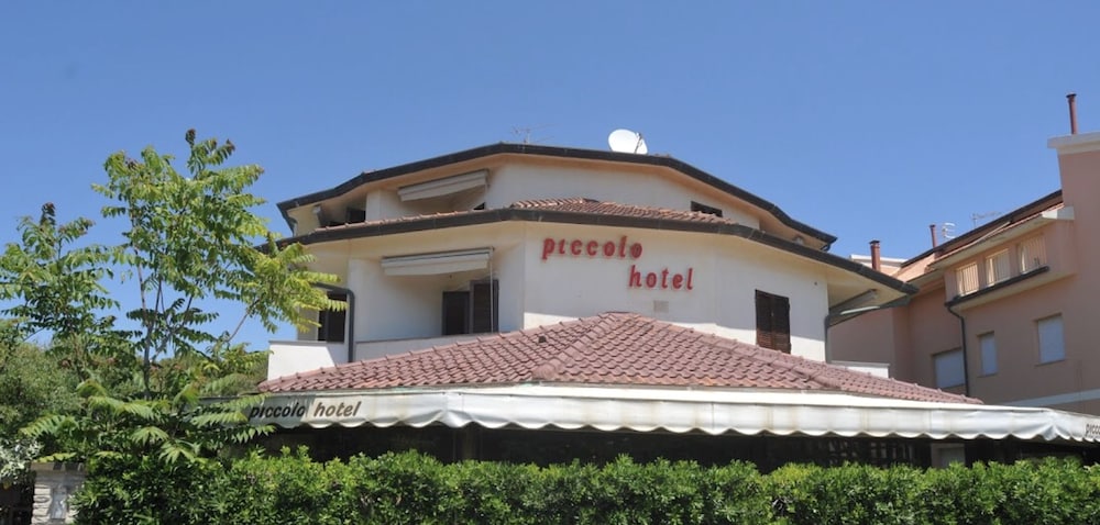 Piccolo Hotel — hotel in Castiglione Della Pescaia