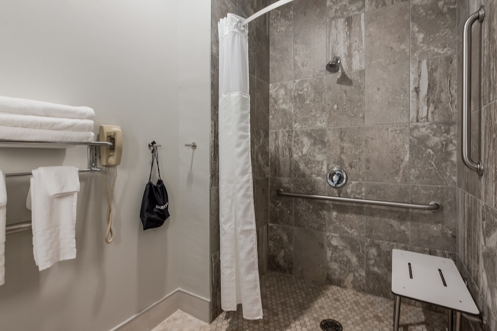 SureStay Plus Hotel by Best Western Highland Poughkeepsie - photo 32