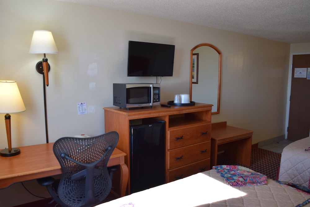 Americas Best Value Inn Jefferson City - photo 25