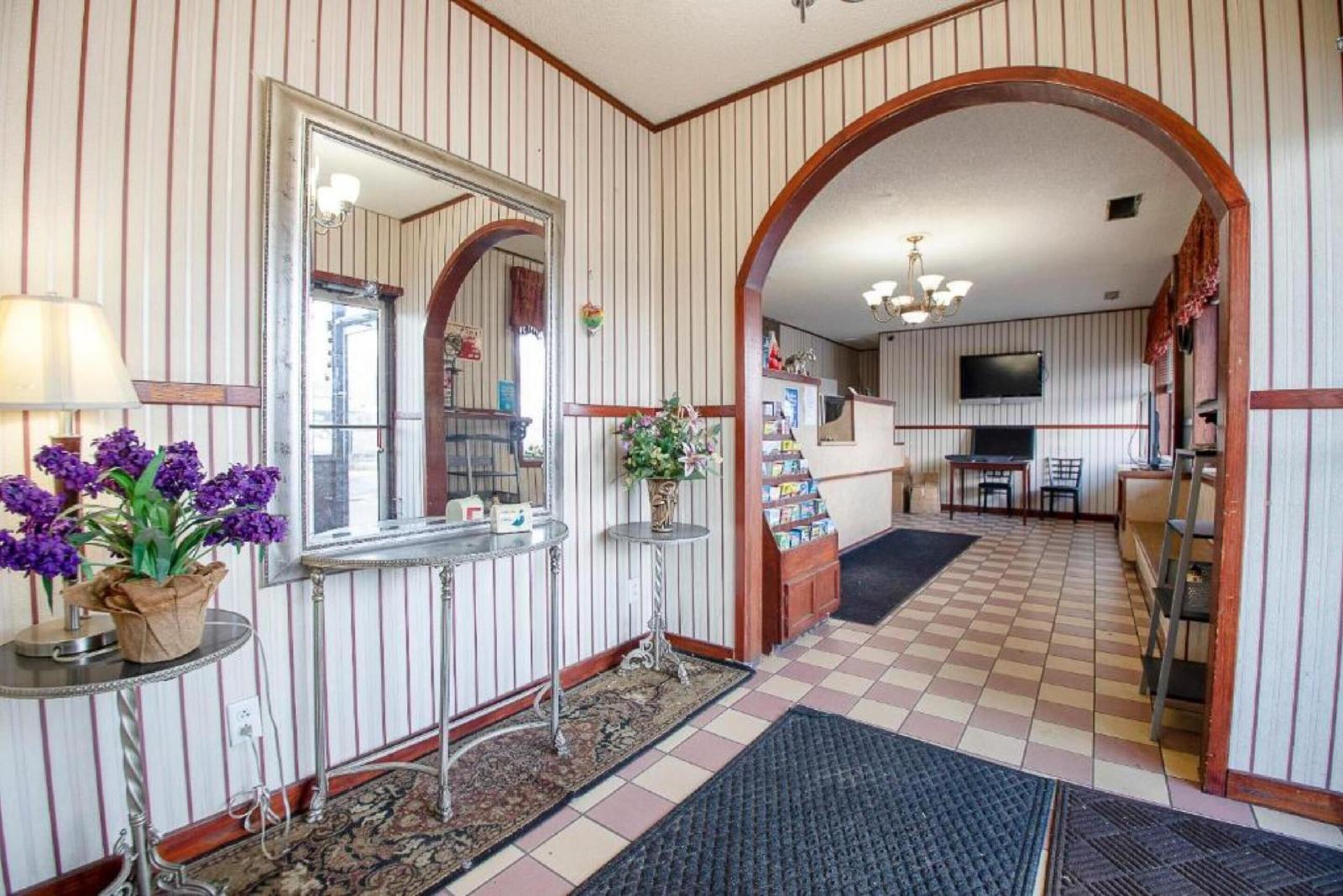 Hotel O Daylight Inn Elkhart I 90 IN - photo 22