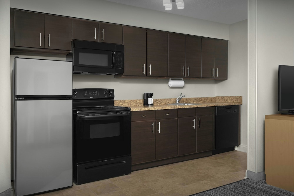 TownePlace Suites by Marriott Pensacola - photo 18