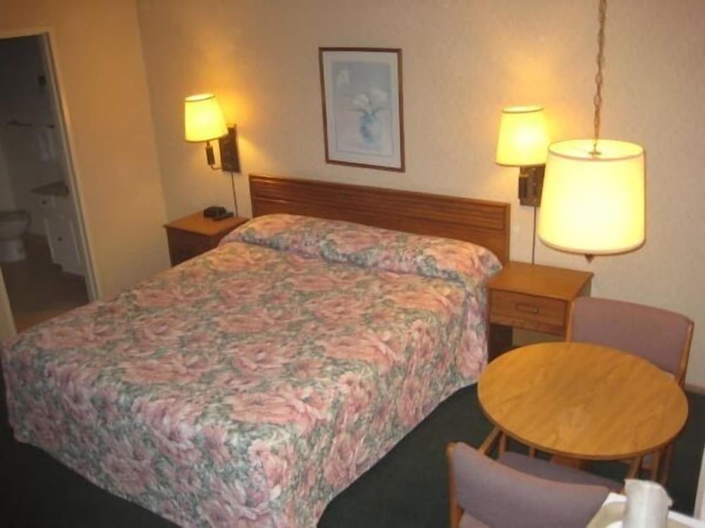 Villa Inn - photo 9