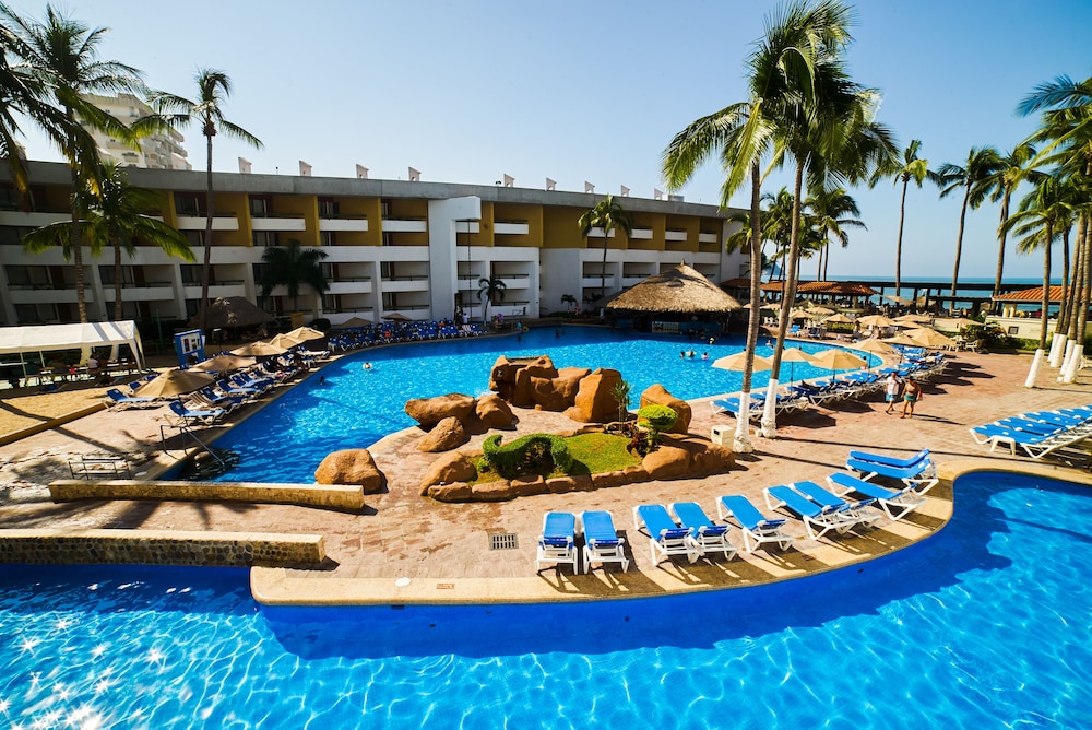 El Cid Castilla Beach Hotel in Mazatlan, Mexico