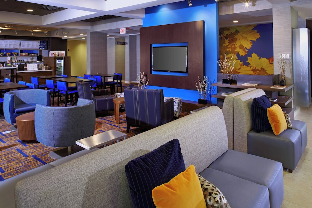 Courtyard by Marriott Newark Granville in Newark, United States