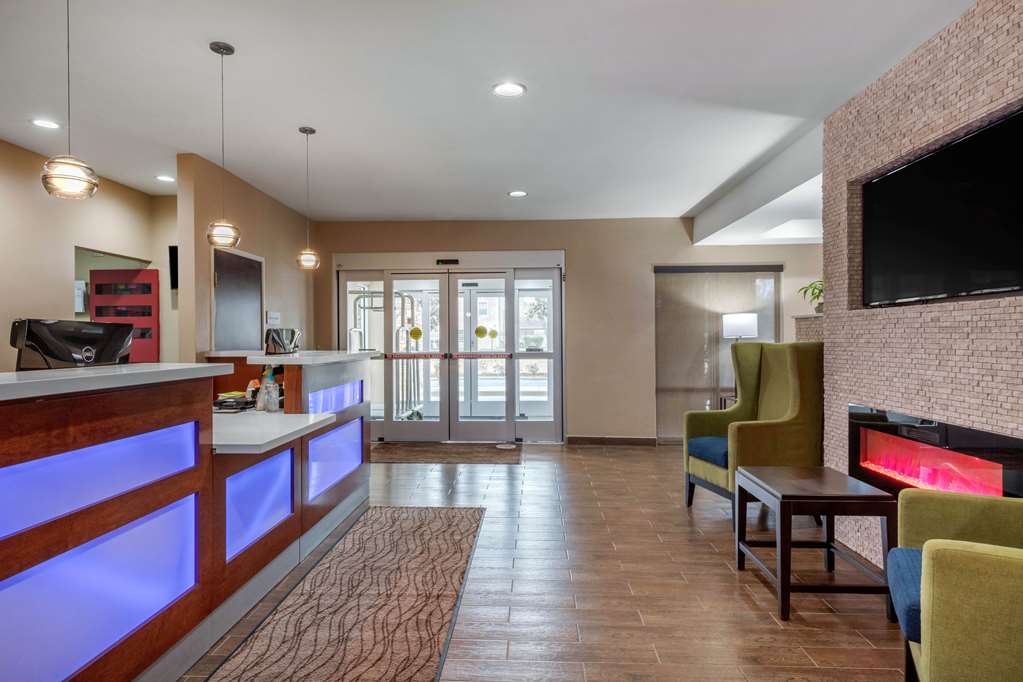 Comfort Inn & Suites Montgomery East Carmichael Rd - photo 9