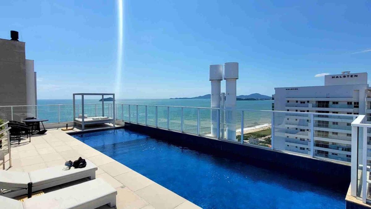 Ap Luxo Vista mar