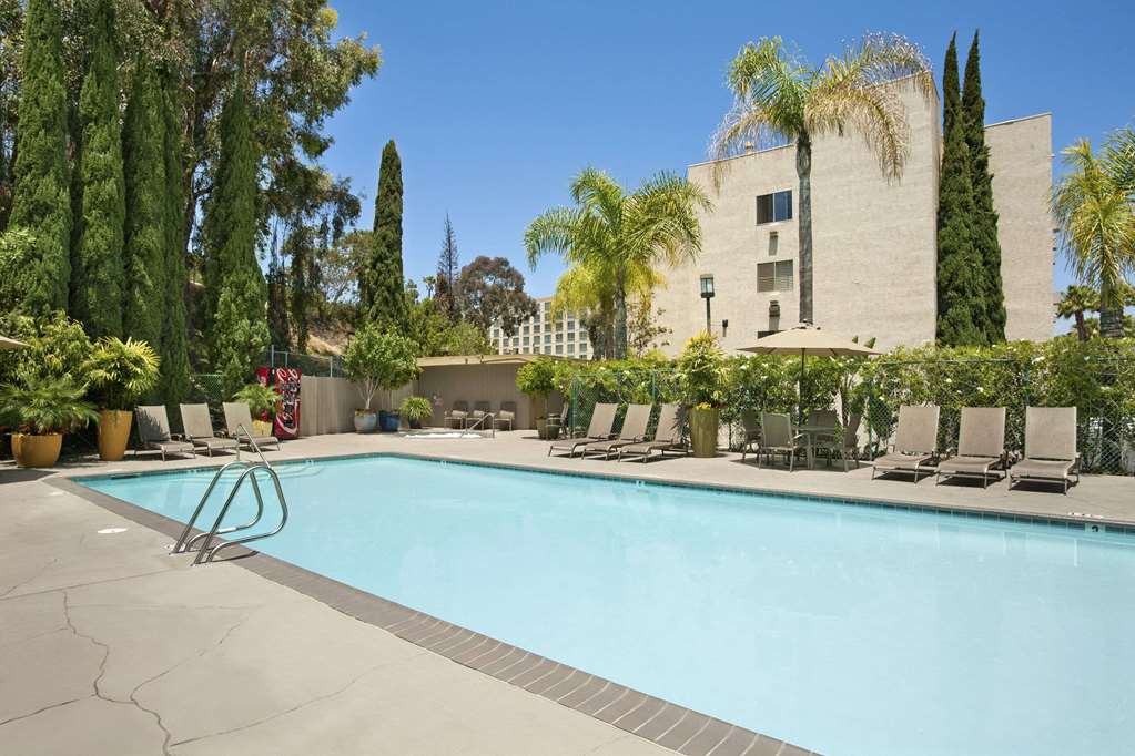 Days Inn by Wyndham San Diego Hotel Circle - photo 6