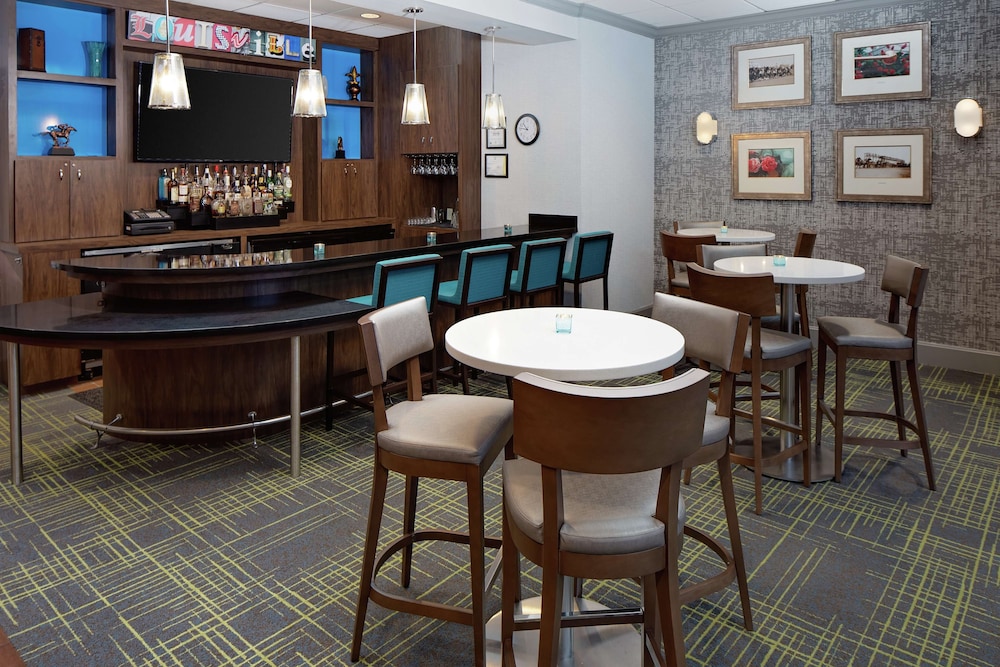 Hampton Inn Louisville Downtown - photo 31