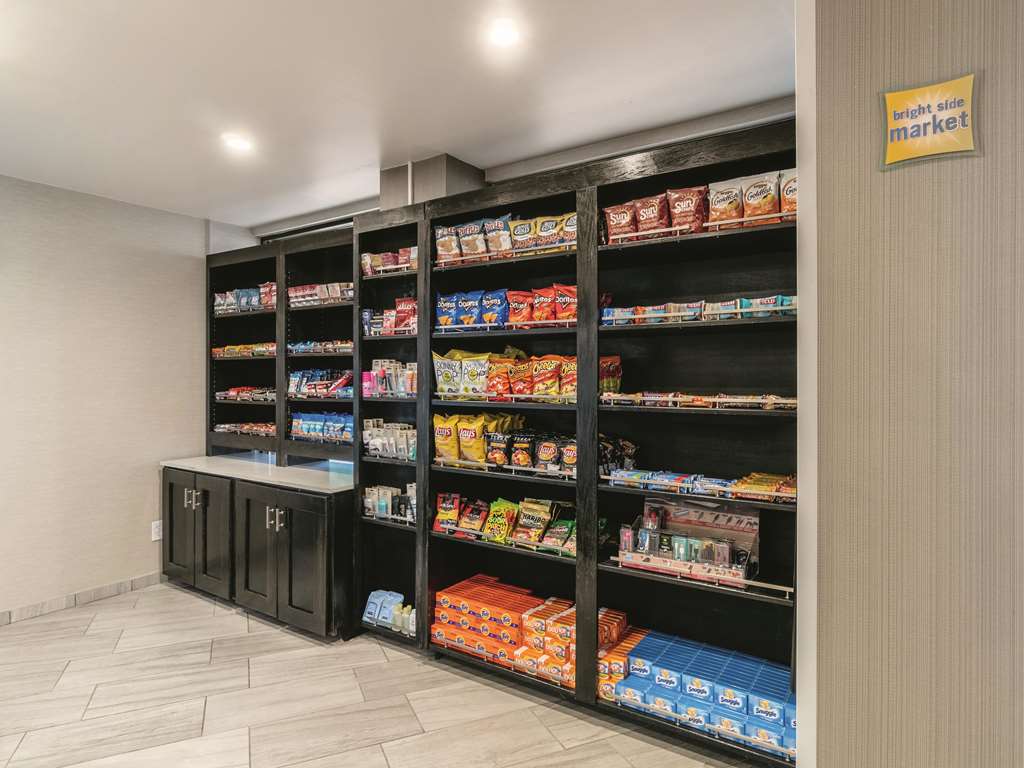 La Quinta Inn & Suites by Wyndham Glenwood Springs - photo 50