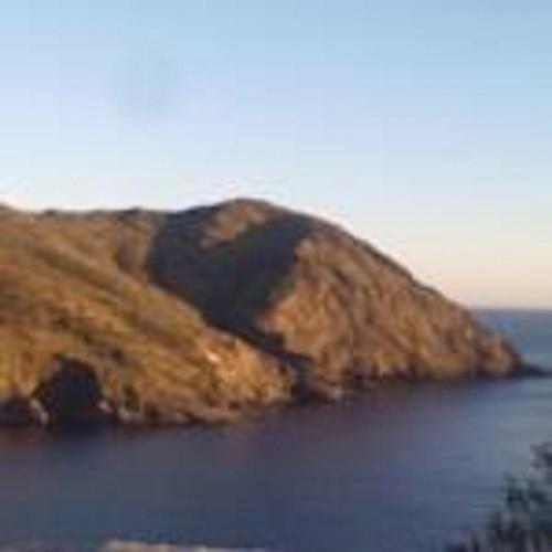 Hotel La Masia — hotel in Portbou