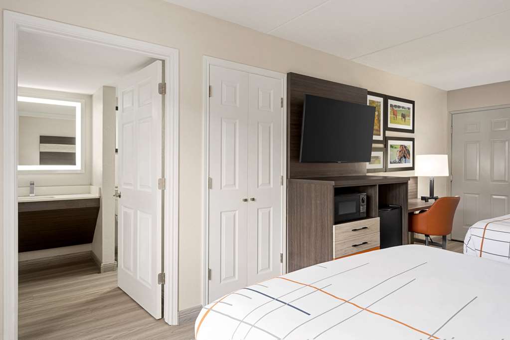 La Quinta Inn Lexington Horse Park - photo 45