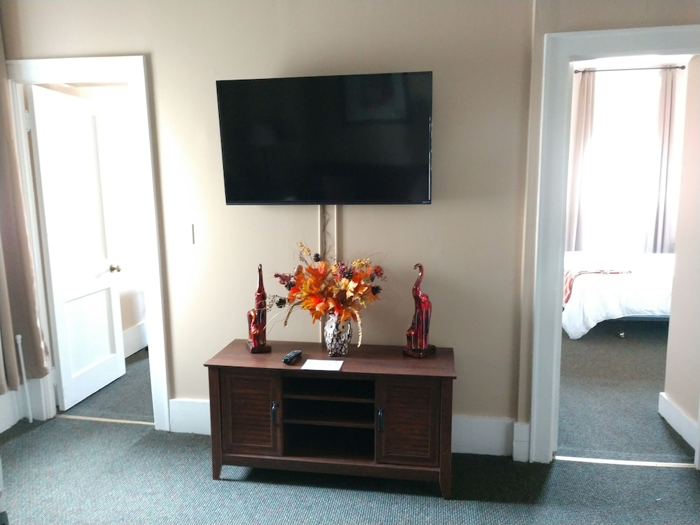 Hotel Wayne - photo 11