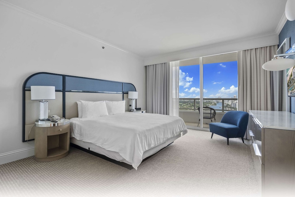 Fontainebleau Miami Beach Private Luxury Suites - photo 35