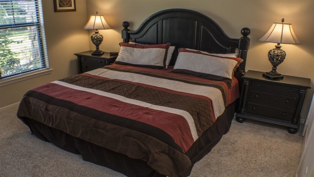 Ip60507 Bella Piazza Resort 3 Bed 3 Baths Condo - photo 4