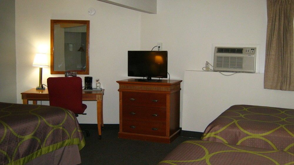 Bison Inn and Suites - photo 15