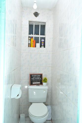 Posh Homes One Bedroom TRM Drive 721 390 856