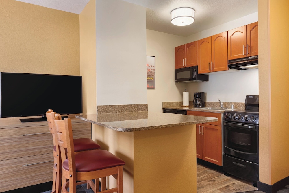 TownePlace Suites by Marriott Boulder Broomfield Interlocken - photo 11