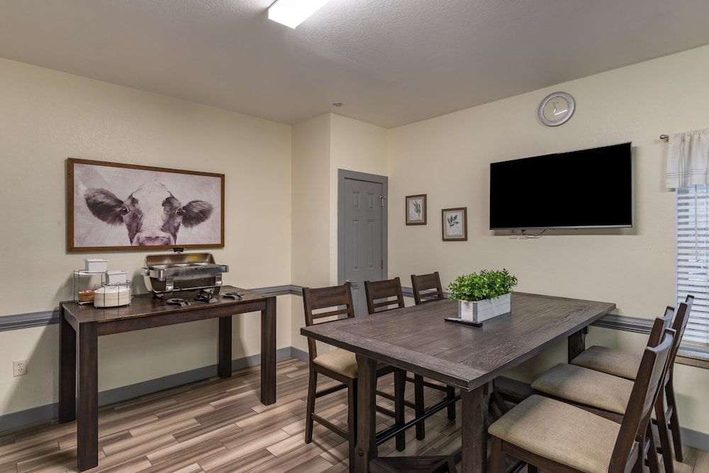 Stay Over Suites - photo 19