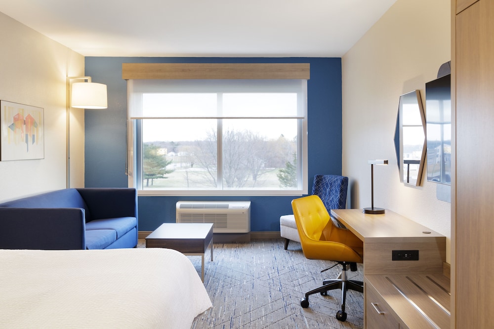 Holiday Inn Express and Suites Rhinelander by IHG - photo 8